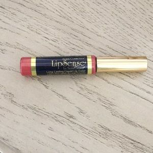 Lipsense